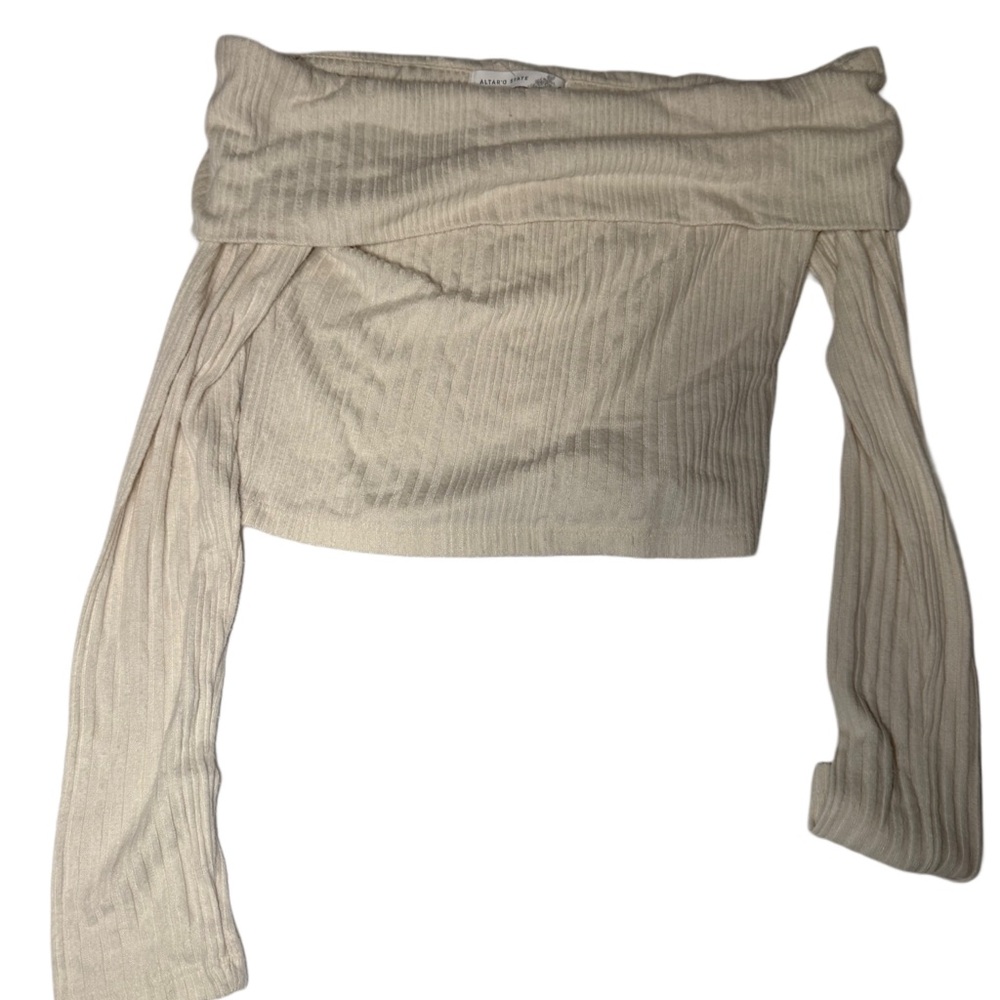 Altar’d State Off-Shoulder Ribbed Crop Top in Cream
